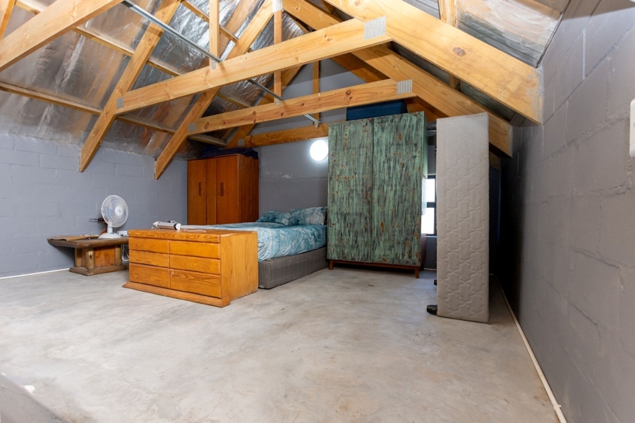 13 Bedroom Property for Sale in Olifantskop Western Cape